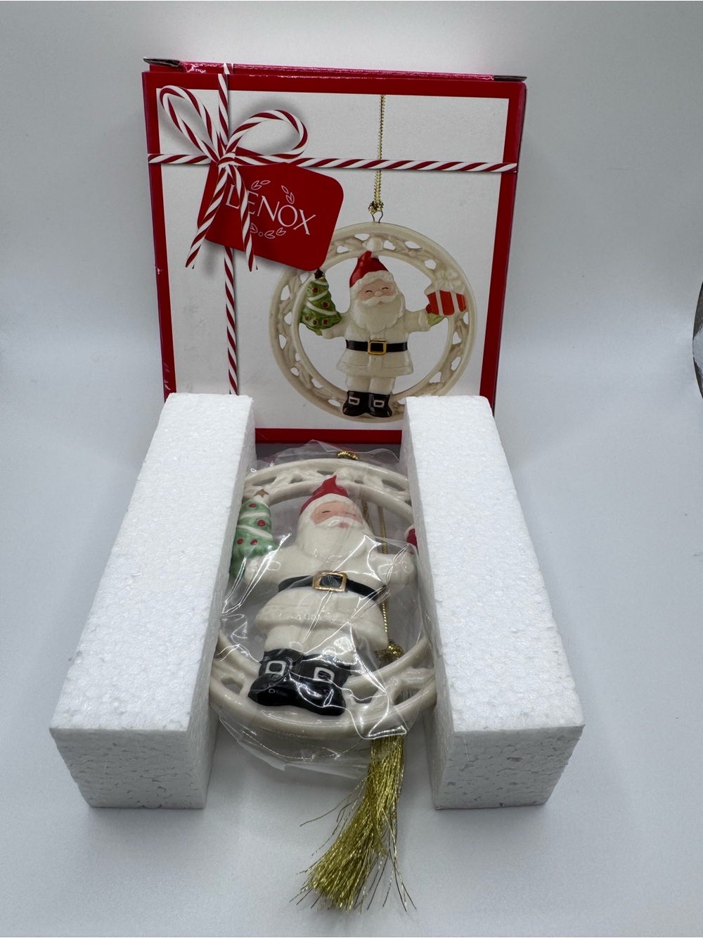 NIB Lenox Round Santa Ornament - Picture 7 of 10